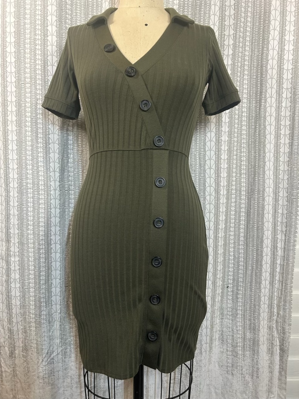 Abercrombie & Fitch Olive Ribbed Button-Front Midi Dress